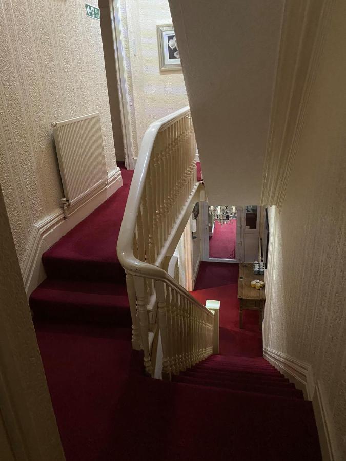 Hotel Jeanne Blackpool Luaran gambar