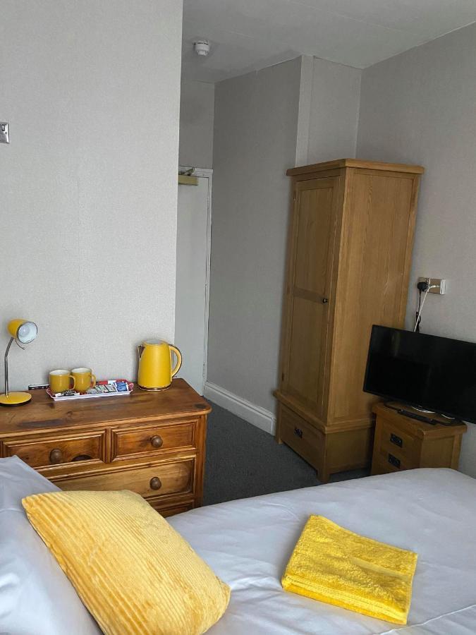 Hotel Jeanne Blackpool Luaran gambar