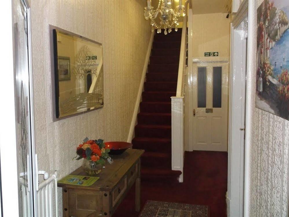 Hotel Jeanne Blackpool Luaran gambar